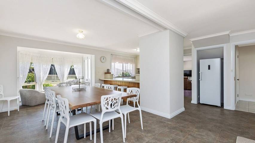 Holiday home for 13 people in Port Fairy