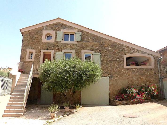 Gîte pour 6 personnes, avec terrasse - 1