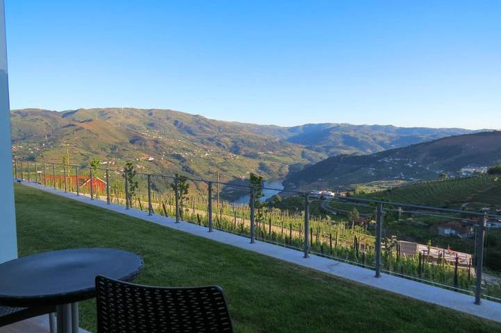 Location de vacances pour 4 personnes, avec piscine et jardin dans Mesão Frio - 2