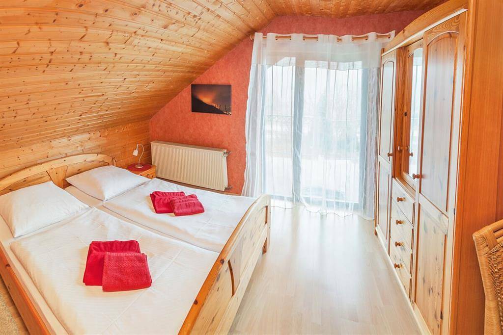 Ganze Ferienwohnung, Ferienweingut Wolfgang Bollig - Inh. M. Bollig in Trittenheim, Moseleifel