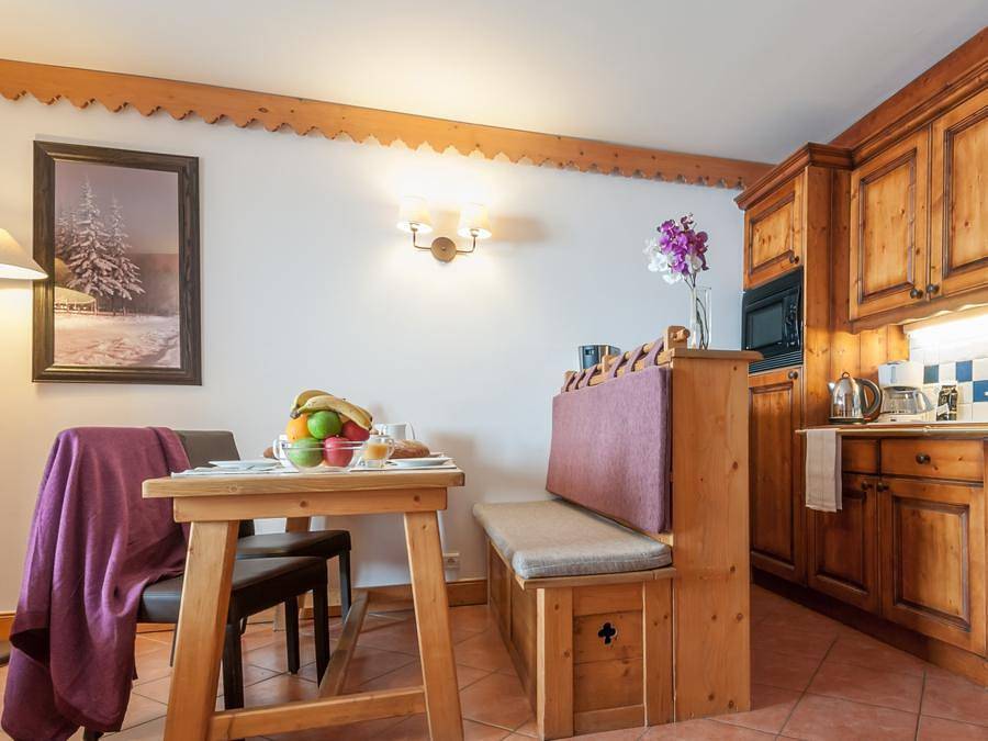 Pierre & Vacances Premium Résidence Les Hauts Bois - Appartement 5 personnes - 1 chambre + 1 coin nuit - sans balcon in Aime 2000, Aime-la-Plagne