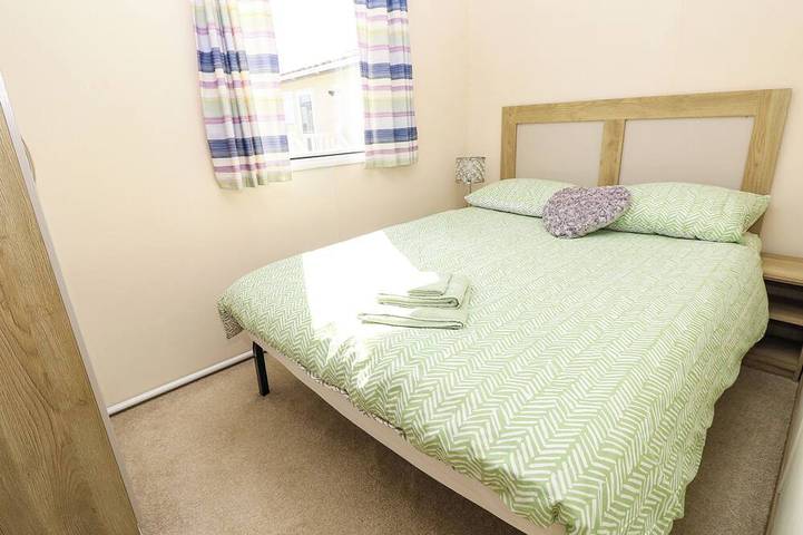 Beach Retreat, pet friendly, country holiday cottage in Warsash in Fareham, Hampshire