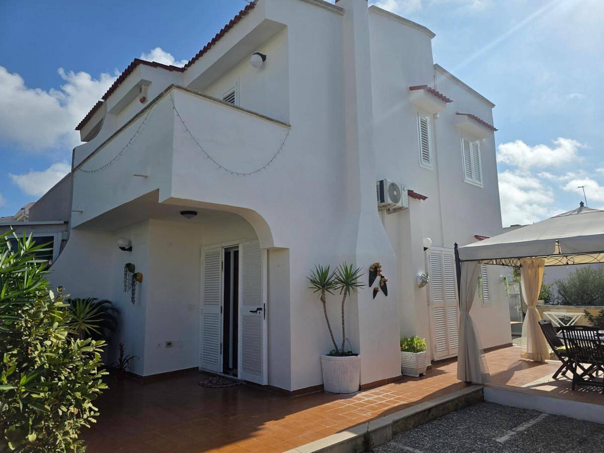 Two-Bedroom Villa in Leporano, Golfo di Taranto