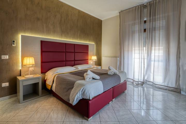 Geheel appartement, Appartement 'Sant'Oronzo Modern Town House' met Wi-Fi en airconditioning in Lecce, Provincie Lecce