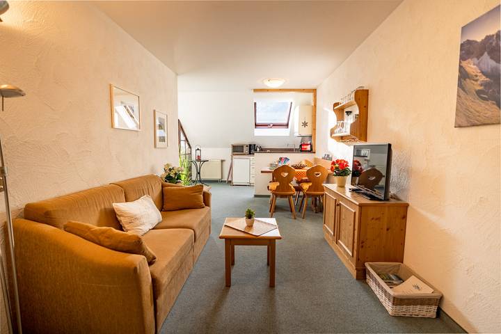 Ferienwohnung für 4 Personen, mit Balkon und Sauna in Bad Hindelang