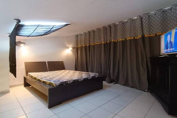 Borgo, Korsika – 75 m² große Ferienvilla mit direktem Strandzugang in Borgo, Bastia und Umgebung
