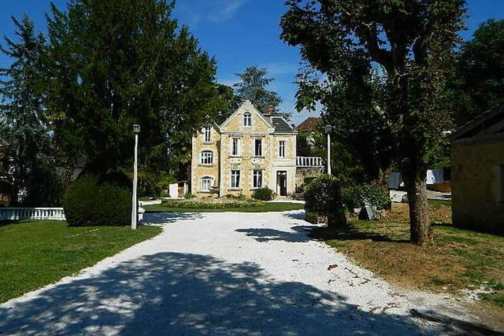 Ferienhaus für 10 Personen, mit Terrasse und Garten - 1