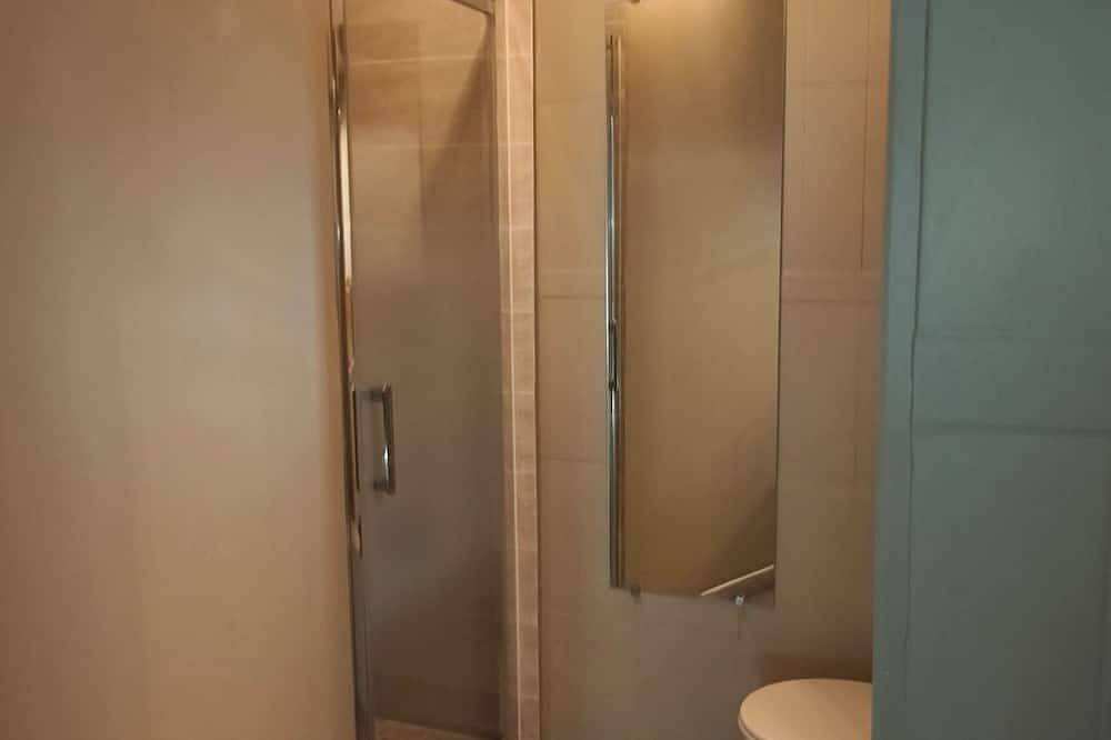 Appartement entier, T2 cosy avec jardin privatif à 5 min de Cassis, des Calanques et des plages in Carnoux-en-Provence, Côte méditerranéenne (France)