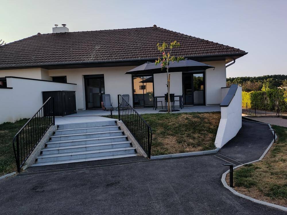 Gîte de La Grande Terre in Chaponnay, Lyon et ses environs
