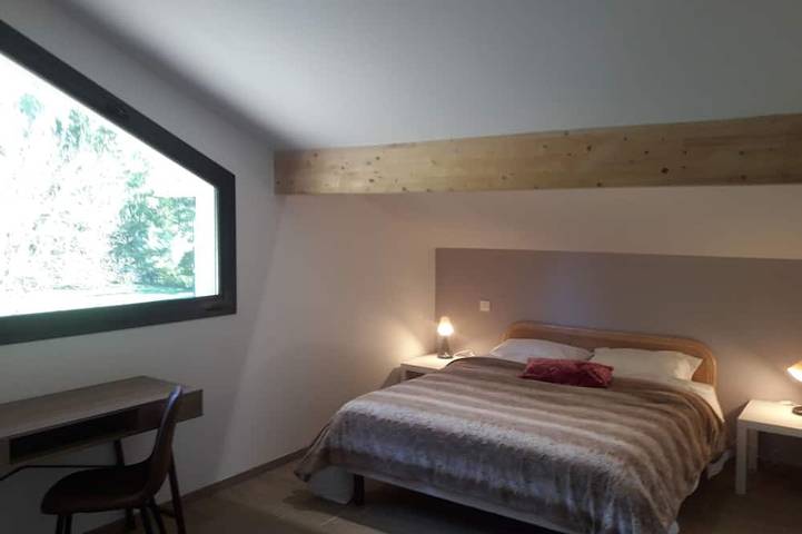 Location de vacances pour 10 personnes, avec terrasse et jardin à Perles-et-Castelet - 2