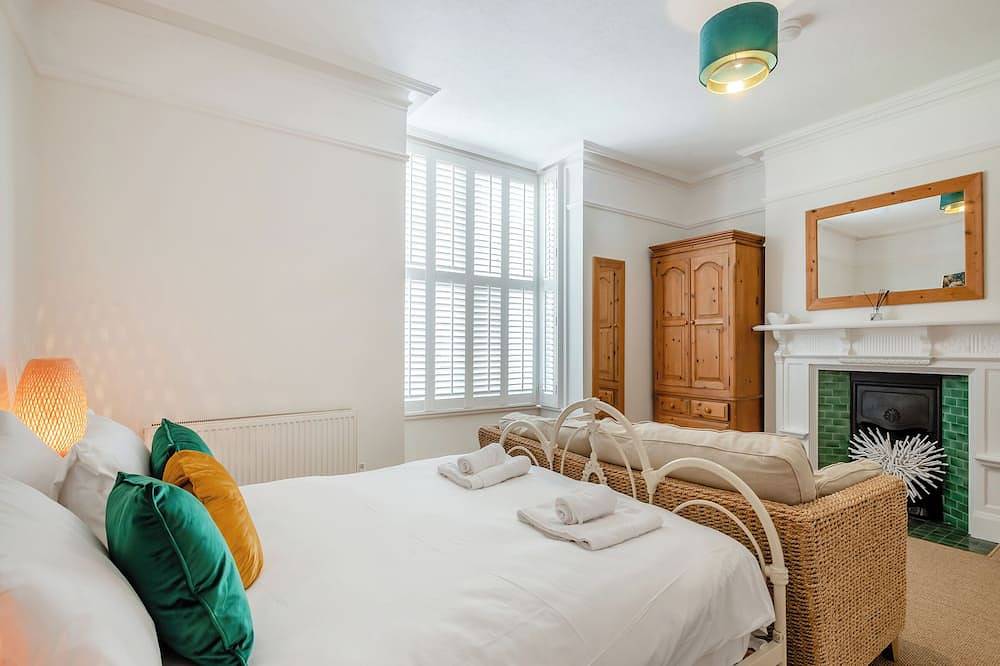4 bedroom accommodation in Cromer in Cromer, Norfolk Coast