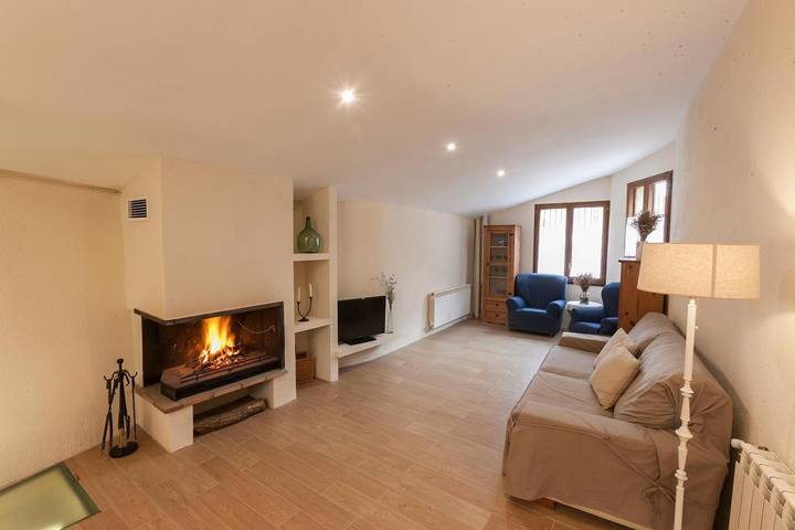 Casa rural para 8 personas en Farena