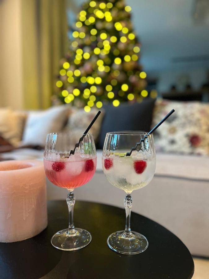 Gîte pour 4 personnes, avec piscine ainsi que vue et jardin, adapté aux familles à Genk - 3