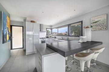 Vacation House for 6 Guests in La Plaine-sur-Mer, Pays de la Loire, Picture 3