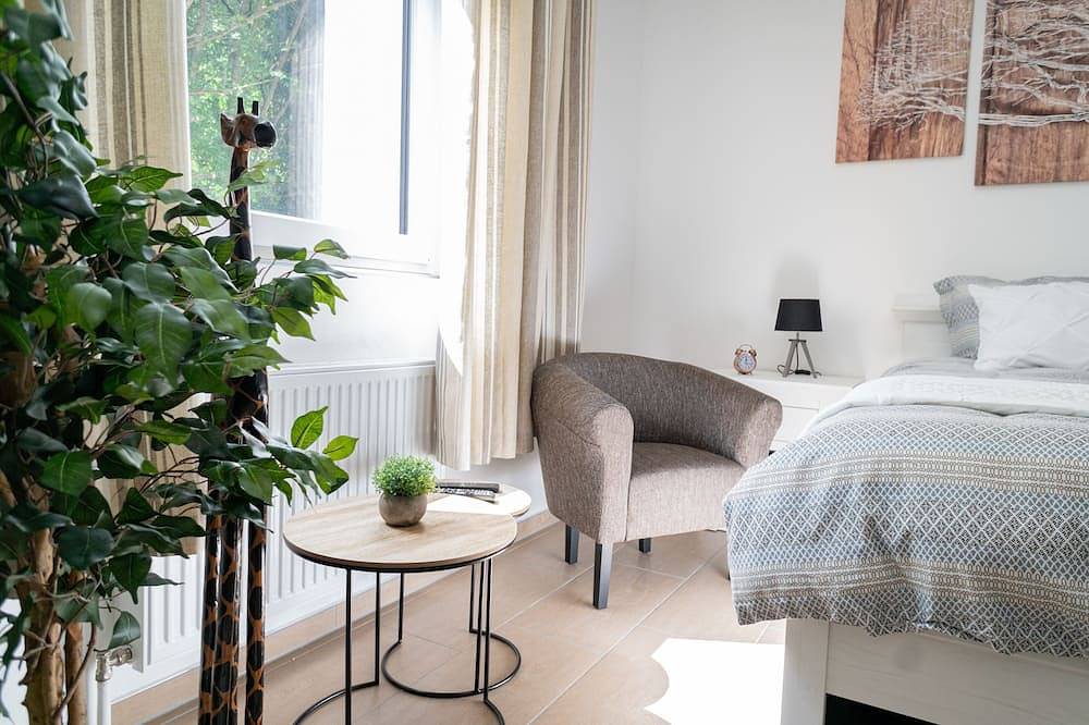 Ganze Wohnung, Beautiful Apartment in town center (Tla / Tdy / Tlf) in Landstuhl, Saar-Nahe-Bergland