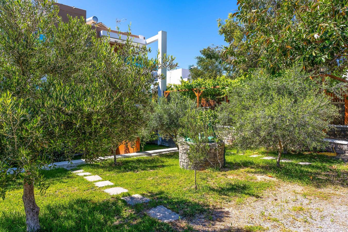 Villa per 4 persone con balcone in Spiaggia di Kiotari, Kiotari