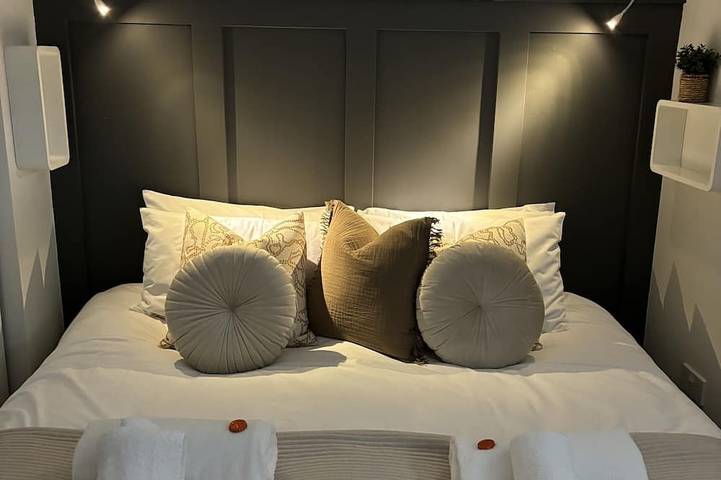 Appartement entier, Appartement-Salle de bain privée-Vue sur Rue-First floor apartment in Stockport, Grand Manchester