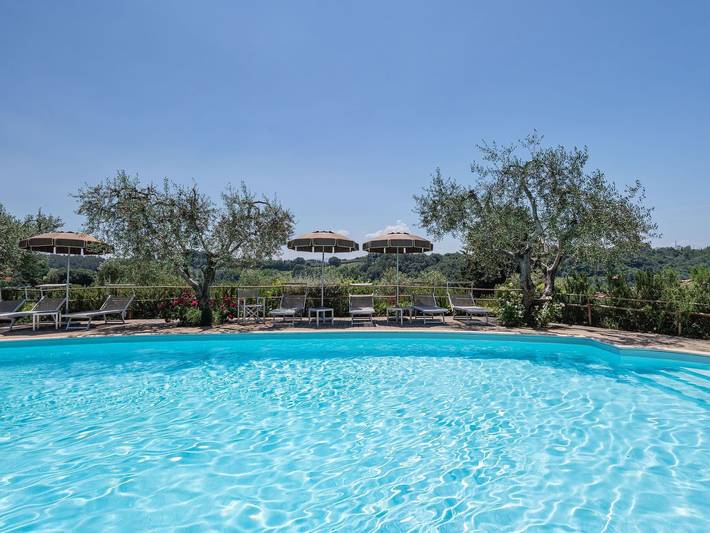 Gîte pour 4 personnes, avec piscine et jardin à Poggibonsi - 2