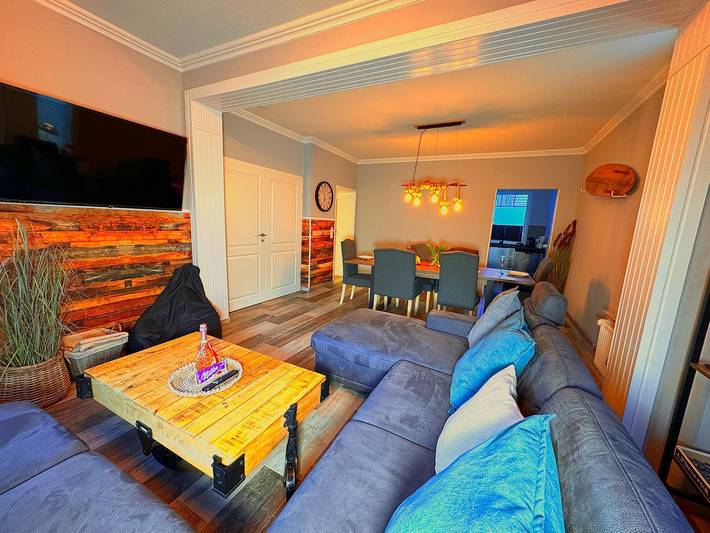 Ganze Wohnung, Villa Mila Fewo Eg 2 Zimmer mit Terrasse zentral gelegen, kostenloser Parkplatz in Hafen Büsum, Büsum