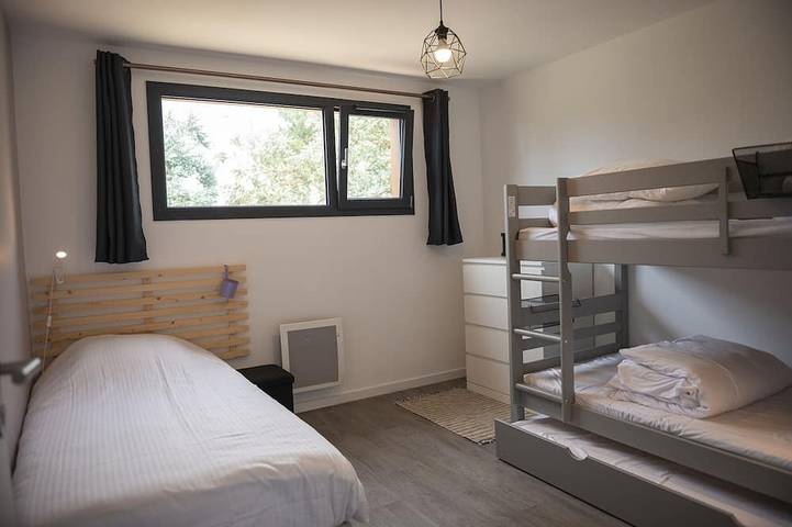 Location de vacances pour 8 personnes, avec terrasse et jardin dans Beg-Léguer - 3