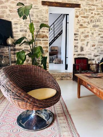 Gîte pour 6 personnes, avec vue ainsi que jardin et piscine, animaux acceptés à Claret