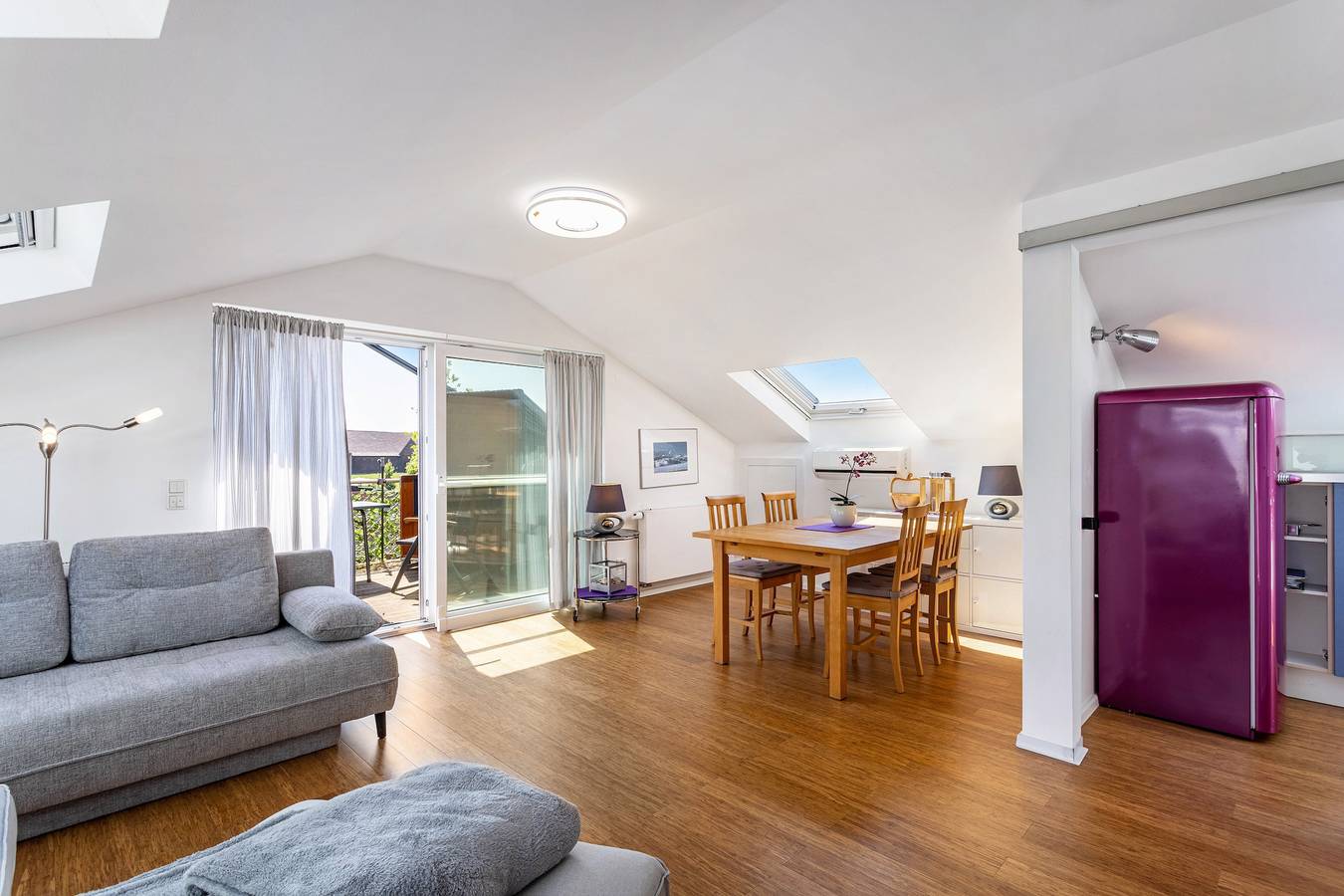 Apartment 'Haus Wohlfühlen' with Balcony and Air Conditioning