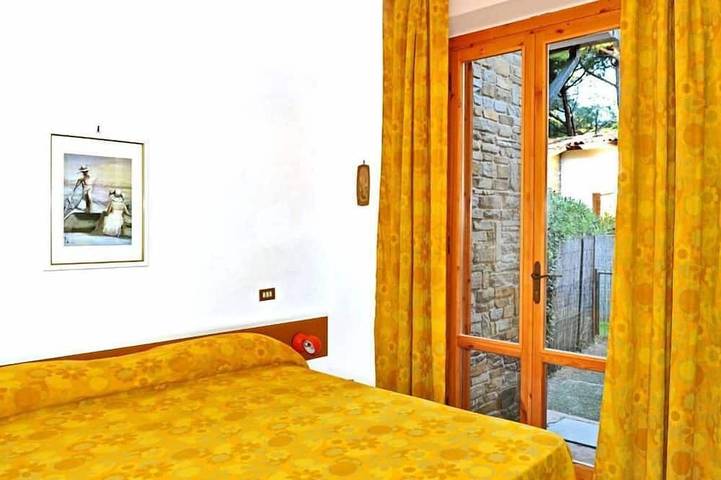 10%Off 1 - 8 July Incantevole Villa  a 200 metri dal mare in Roccamare, Castiglione della Pescaia