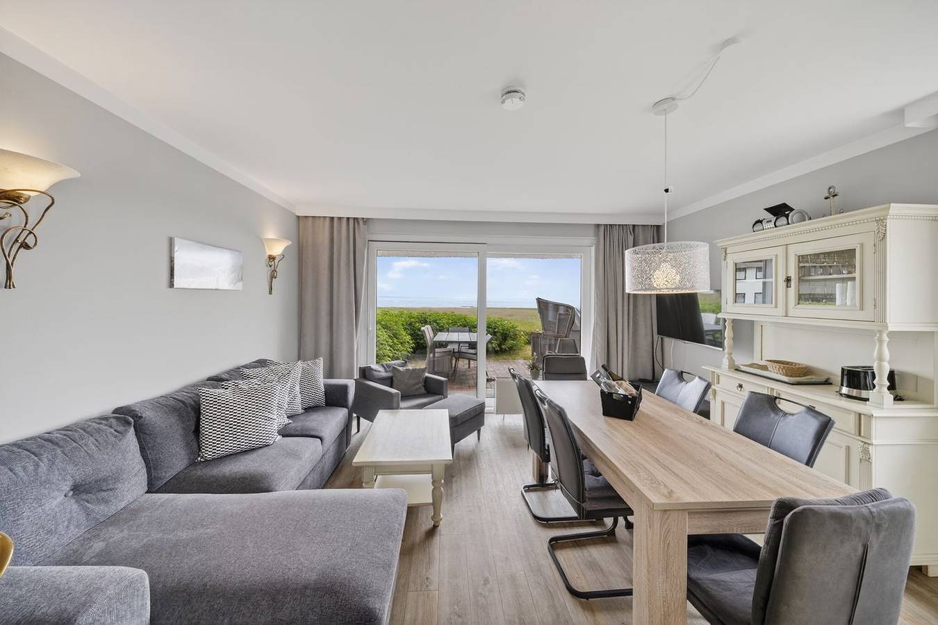 Ganze Wohnung, Ferienwohnung unter Reet mit atemberaubenden Blick auf das Wattenmeer in Rantum, Sylt (Gemeinde)