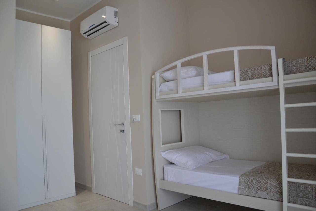 Luxury Triple Room in Veglie, Provincia di Lecce