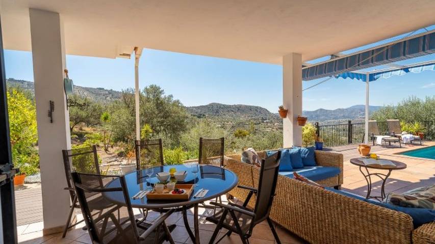 Casa rural para 6 personas, con piscina y balcón/terraza en Alcaucín - 4