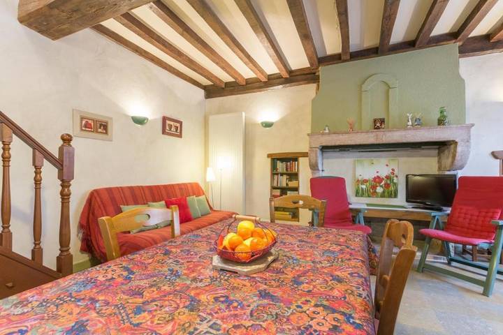 Location de vacances pour 4 personnes, avec jardin à Corgoloin - 3