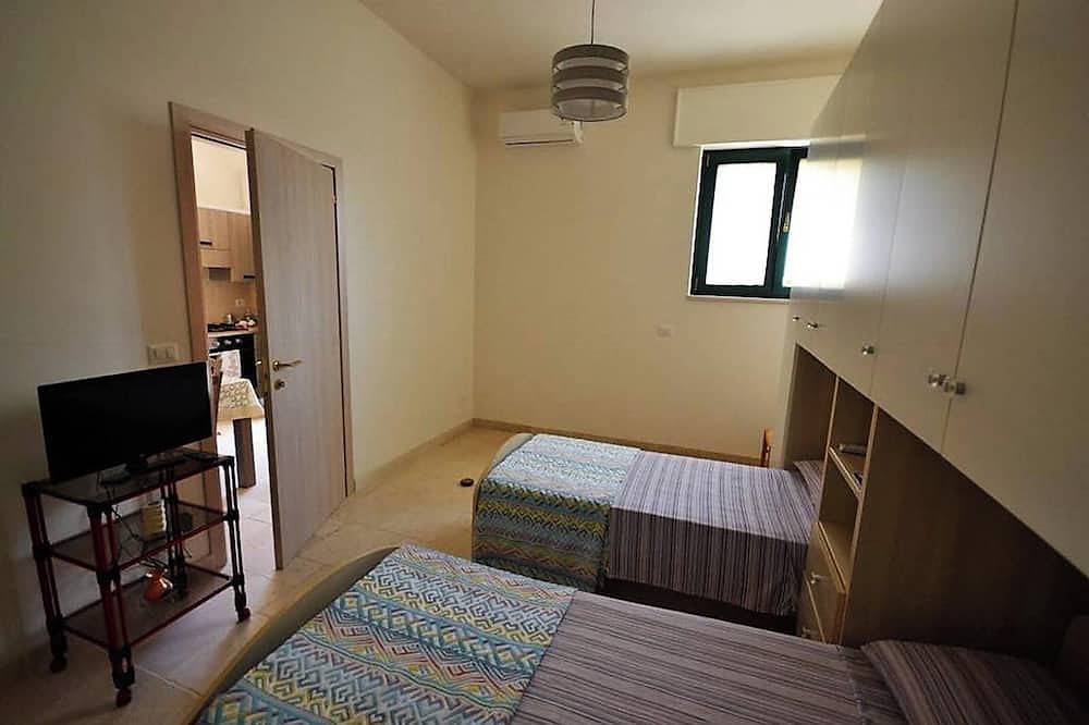 Entire apartment, Homerez - Cosy Apartment in Carovigno: 40 sqm + Near Beaches in Carovigno, Salento