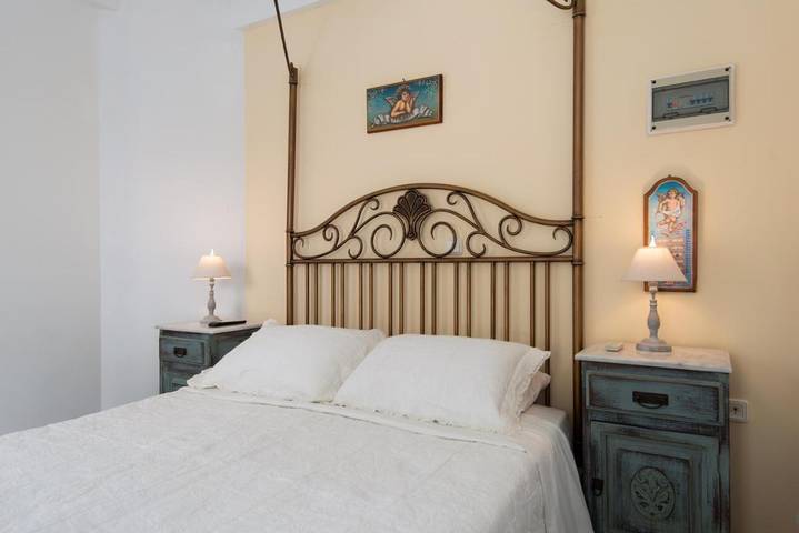 Maison d’hôte pour 2 personnes, avec jardin ainsi que terrasse et vue, animaux acceptés dans Sifnos - 4