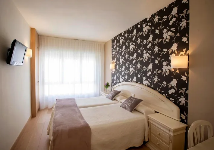 Hotel para 10 personas - 1