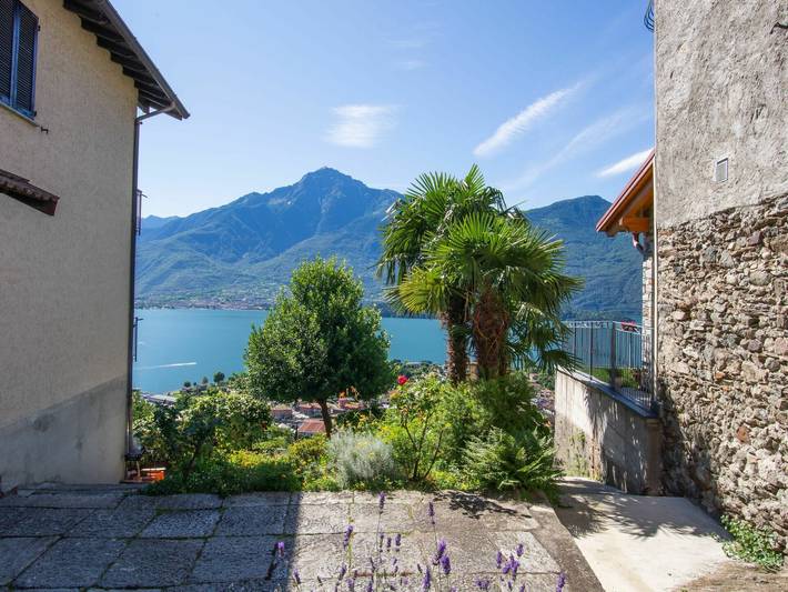 Gîte pour 3 personnes, avec Jardin et Vue sur le lac à Domaso - 4