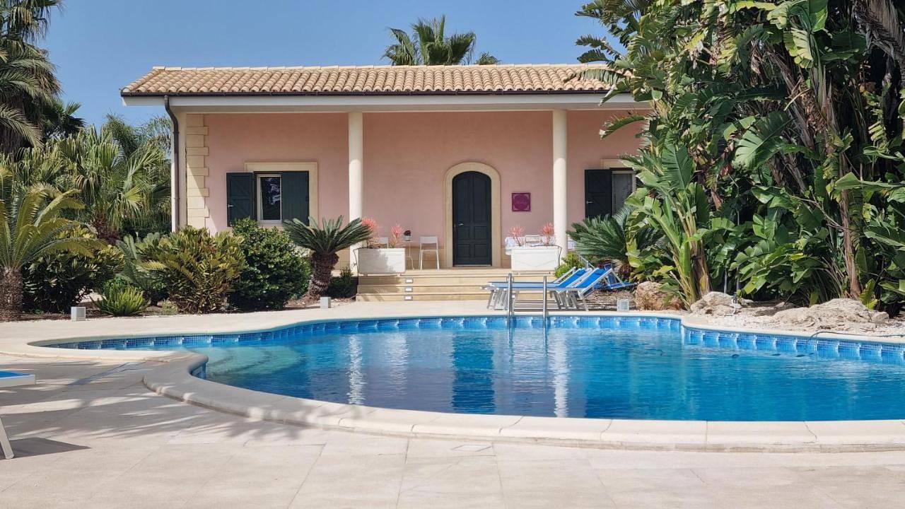 Ganze Wohnung, Villa Bismarkia in Punta Milocca, Syrakus