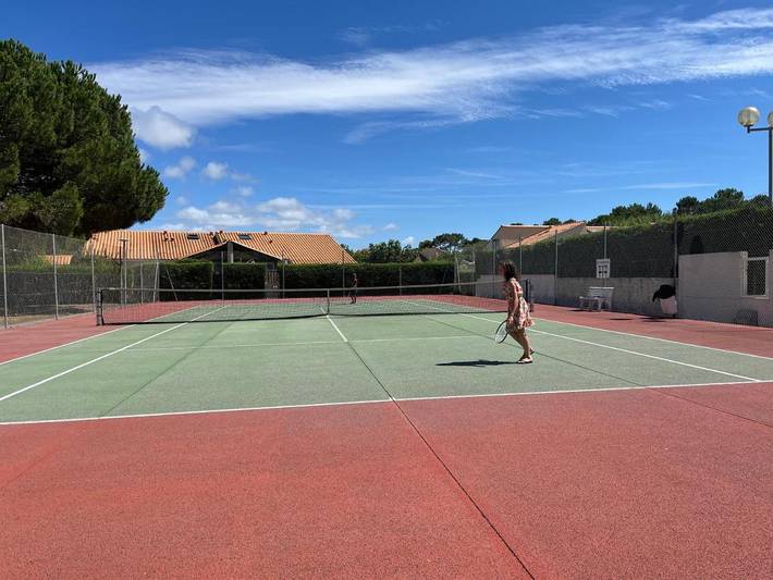Location de vacances pour 4 personnes, avec terrasse et piscine dans La Palmyre - 3