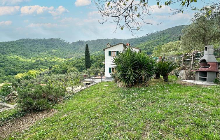 Charmante 75 m² große Wohnung mit Meerblick, Terrasse und Parkplatz in Strandnähe in Santa Margherita Ligure, Riviera di Levante