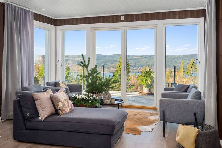 Feriehus for 8 personer, med hage og jacuzzi i tillegg til sauna - 1
