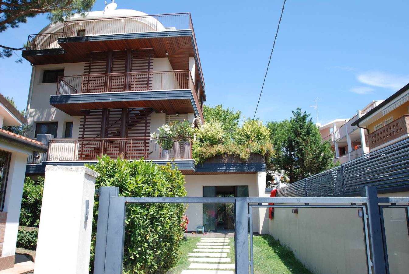 Entire apartment, Two-Bedroom Apartment with Large Terrace in Lido degli Estensi, Porto Garibaldi