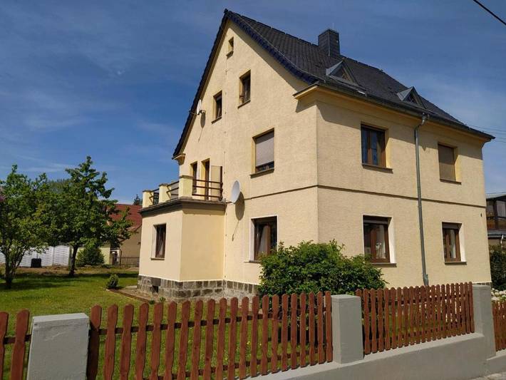 Ferienwohnung für 4 Personen, mit Garten und Ausblick in Wilthen