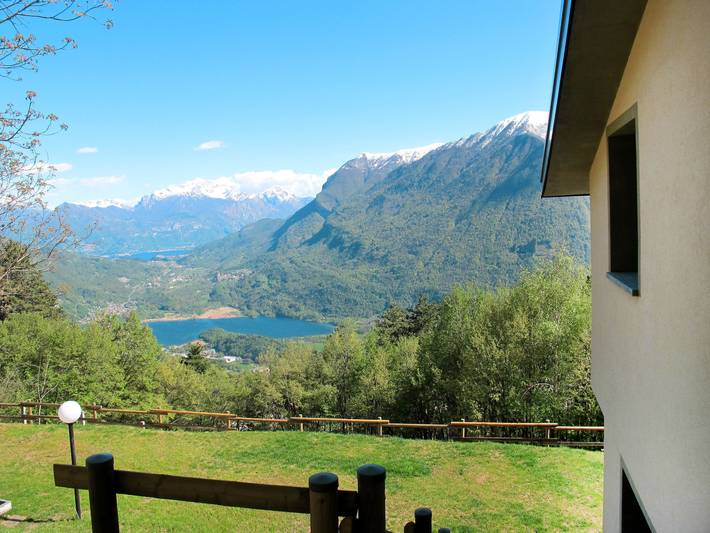 Ferienhaus für 4 Personen, mit Garten und Seeblick sowie Balkon am Luganersee - 2