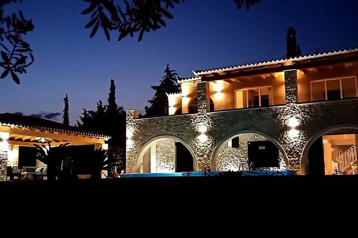 Ferienhaus für 10 Personen, mit Garten und Terrasse