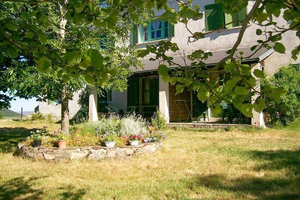 Vacation rentals in Masméjean in Saint-Maurice-de-Ventalon, Cevenas