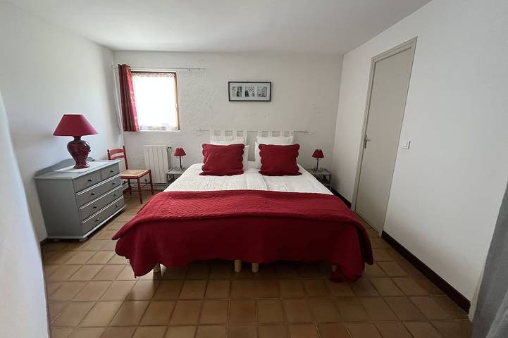 Berlinette - Gîte atypique 4 personnes à 5mn d'Uzès ambiance automobile in Saint-Quentin-la-Poterie, Région de Nîmes