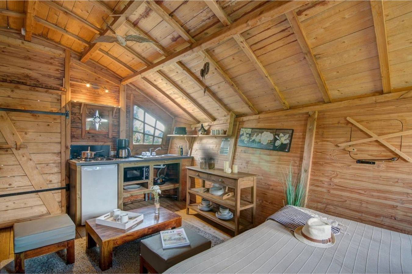 Cabin Zen 5p with 1 bedrooms and 1 bathrooms in Maisons-Laffitte, Yvelines