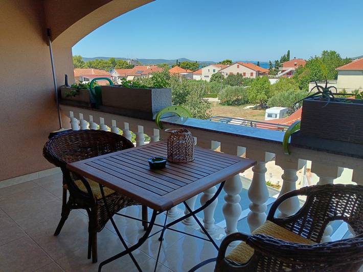 Ferienwohnung für 3 Personen, mit Balkon in Biograd na Moru - 2