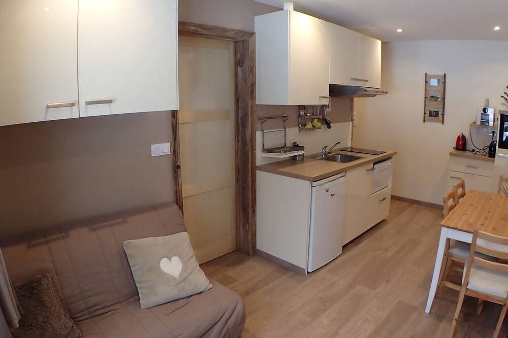 Appartement entier, Appartement 4 personnes - Au calme dans le Jura in Longchaumois, Parc naturel régional du Haut-Jura