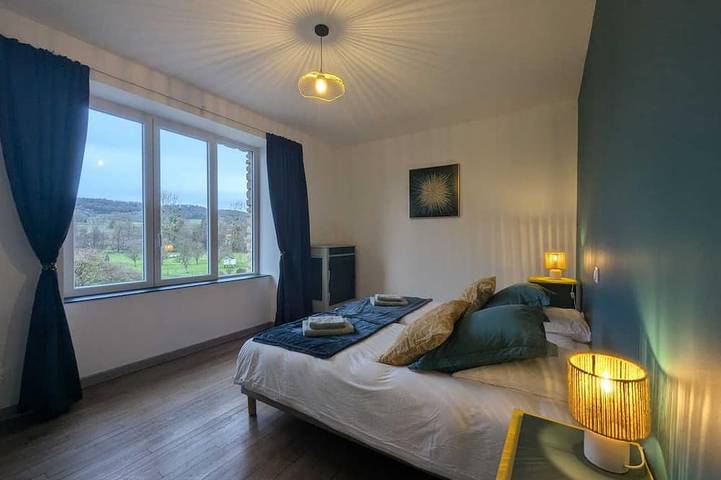 Location de vacances pour 6 personnes, avec jardin, animaux acceptés à Sarrey - 3