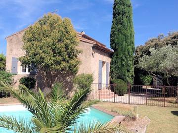 Chambre d’hôte pour 5 personnes, avec jardin et piscine à Cabannes